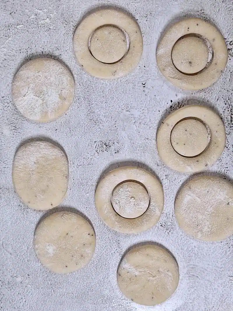 shaping munkki, round shapes of dough. 